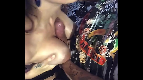 Scarlett pinup oiled titty fuck