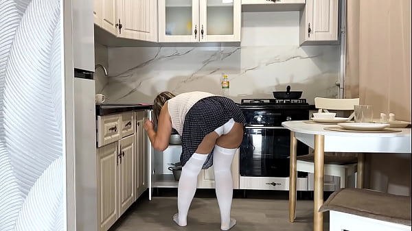 Stepmom didn’t notice that her white panties were visible and got a dick in anal from her stepson
